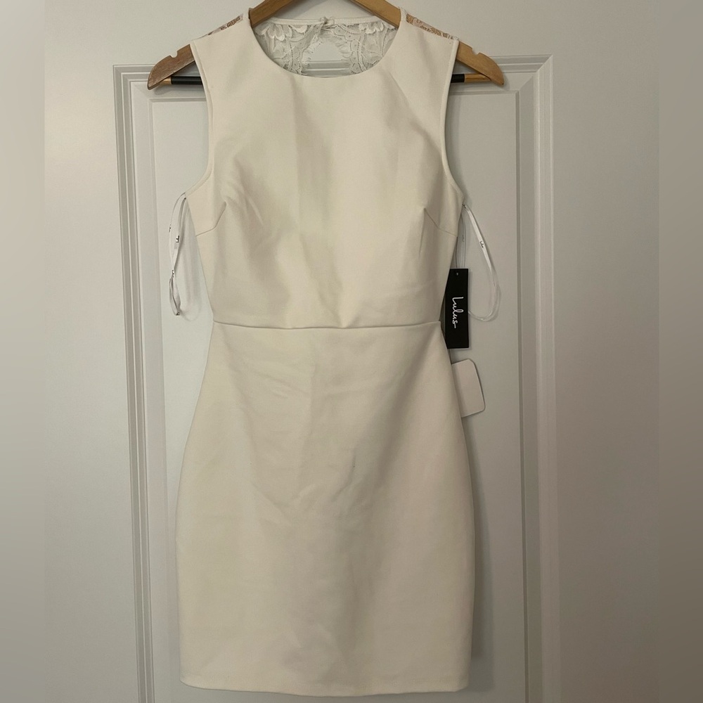 NWT Lulu’s Elegant White Sleeveless Dress with lace back